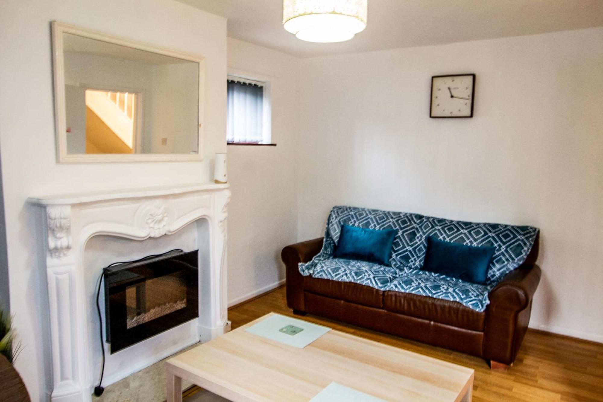 3 - Chic In Sociable Guest house Sheffield